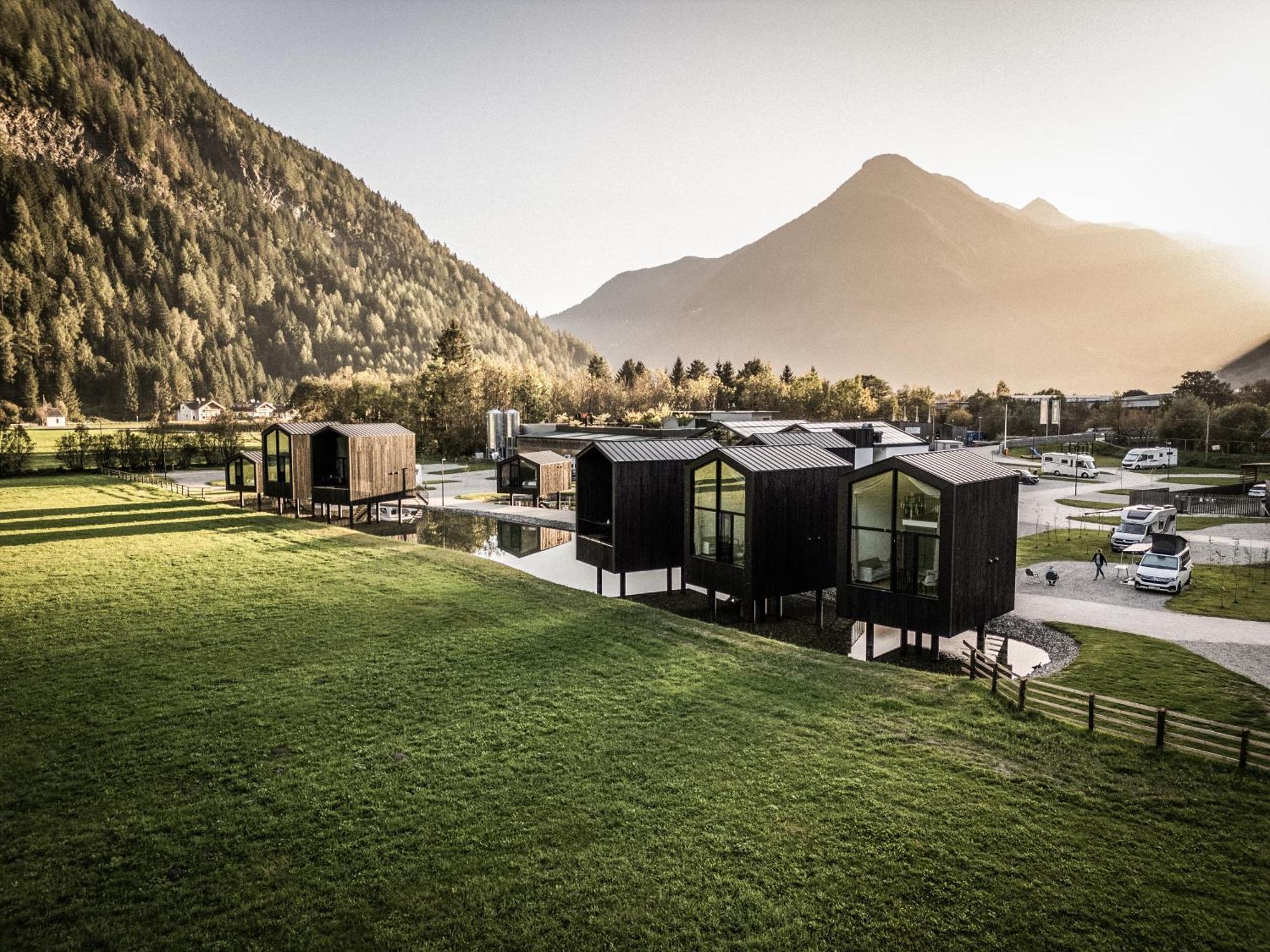 Sandgold Alpine Glamping 캄포투레스 외부 사진