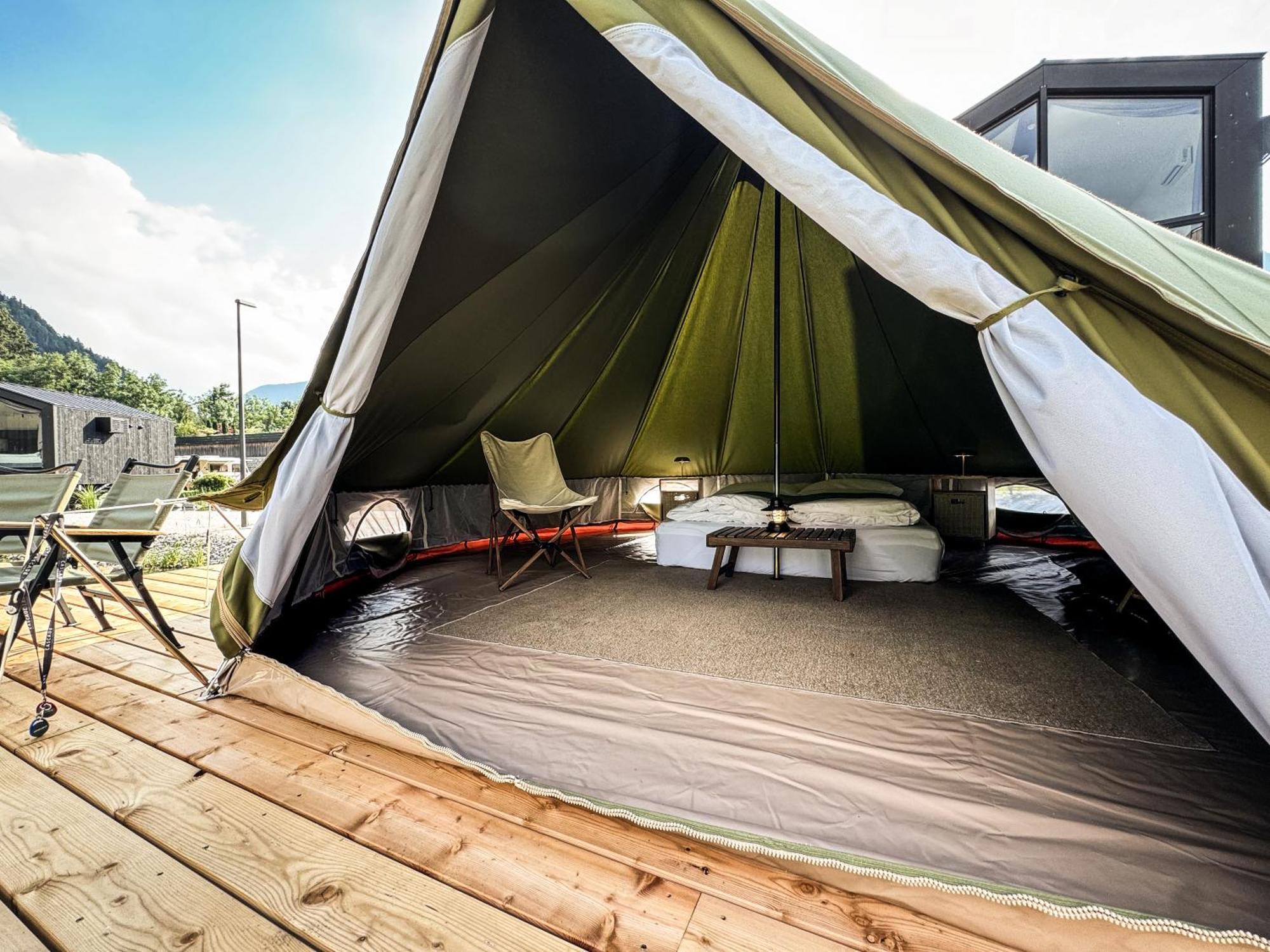 Sandgold Alpine Glamping 캄포투레스 외부 사진