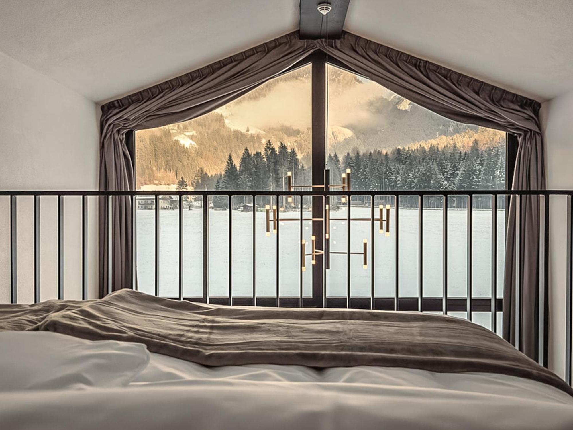 Sandgold Alpine Glamping 캄포투레스 외부 사진
